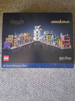 Harry Potter Diagon Alley Lego set