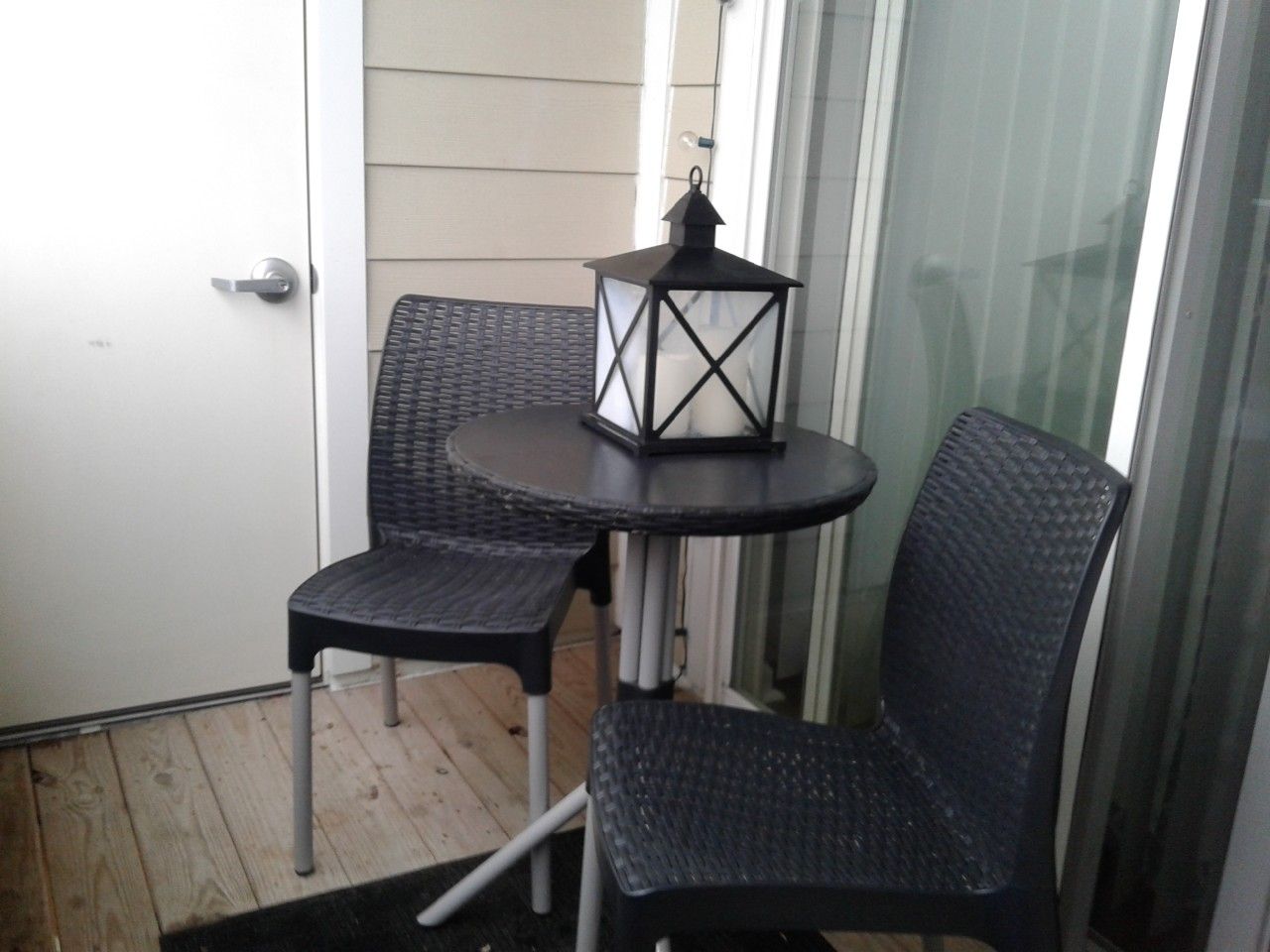 Outdoor patio set (new)