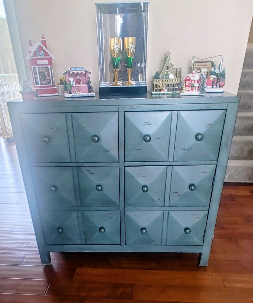 Beautiful accent Cabinet!