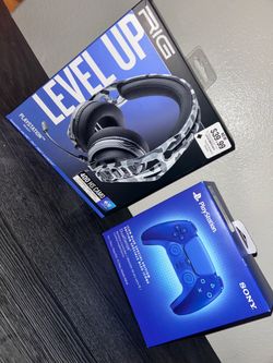 Gaming headphones and controller