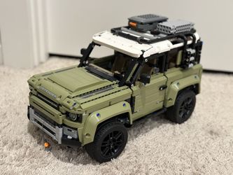 LEGO Technic Land Rover Defender Set 42110