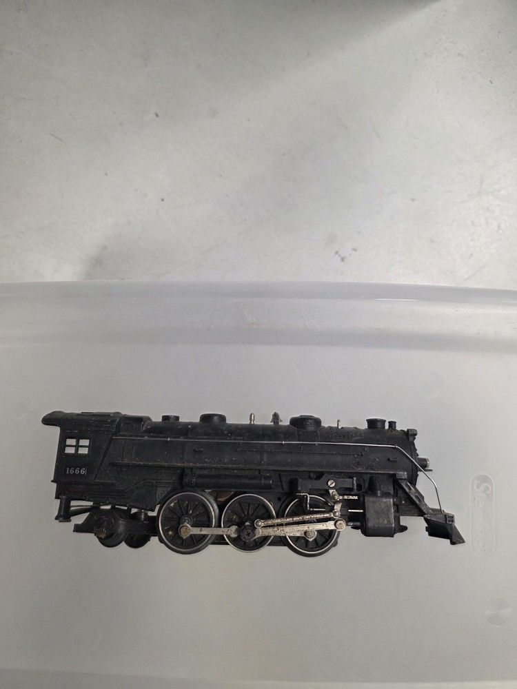 Lionel Train Set