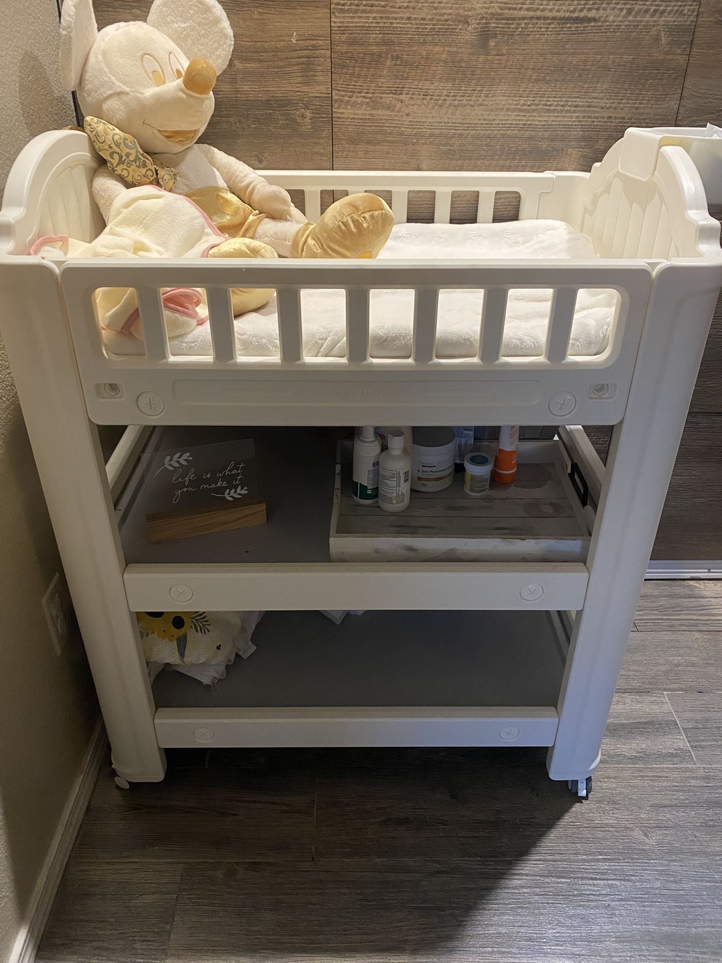 Changing Table