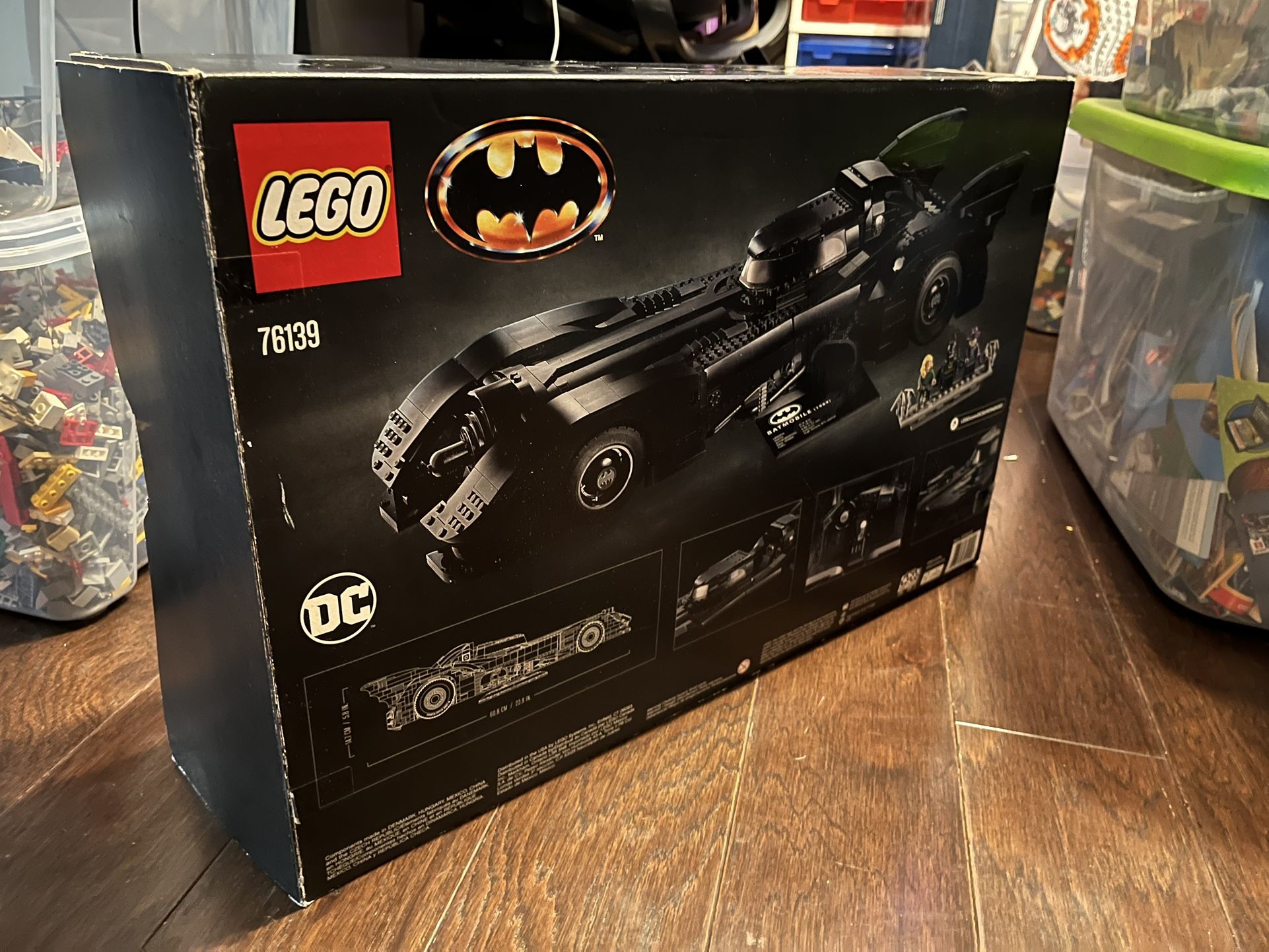 LEGO 1989 Batmobile Set 76139