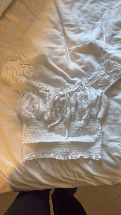 White crop top