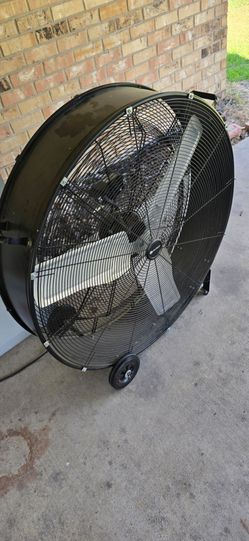 Utilitech 36 inch Industrial Fan
