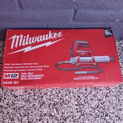 Grease Gun Milwaukee M12 Tool Only 