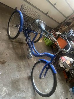 Schwinn Meridian Adult Tricycle w Basket