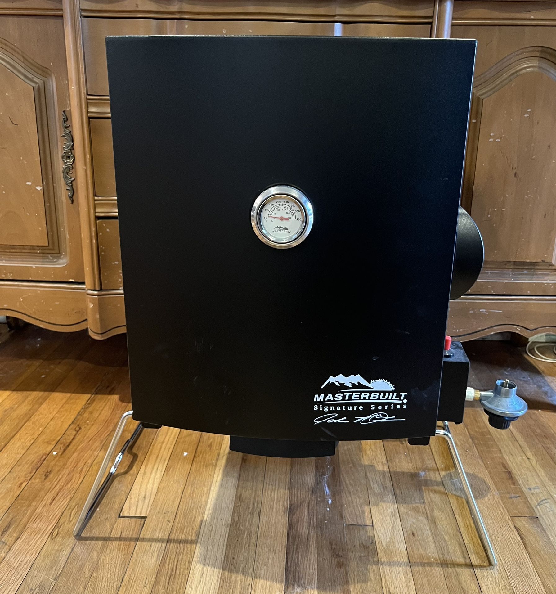 Masterbuilt Propane smoker