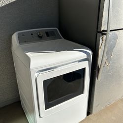 Ge Dryer. Whirlpool Refrigerator 