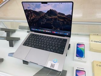 MacBook Pro m2 pro 16gb ram 512gb ssd