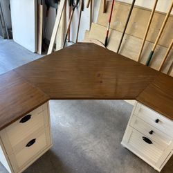 L shape Office Desk. 