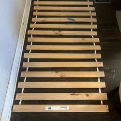 Solid Twin Slat - 38”x75”