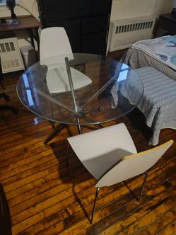 Glass Table with 2 Chairs