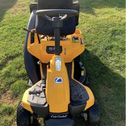 Cub Cadet CC30H Riding Mower With Bagger. $1350 Delivered