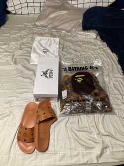 MCM x BAPE CAMO ZIPUP + MCM SLIDES