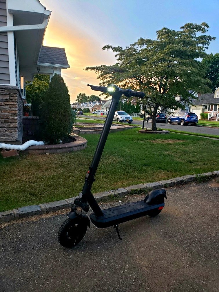 Electric Scooter (Free Delivery)
