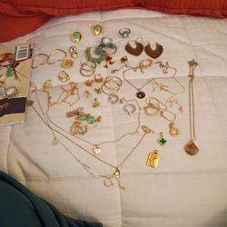 Random Jewelry Lot Silver And Gold Plated Items
