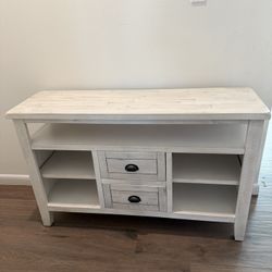 Storage Console Like New 