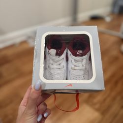 Nike Baby Sneakers – Size 3C (New in Box)