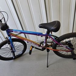 “Hyper Jet Fuel BMX Bike – 20” Oil Slick – With Pegs