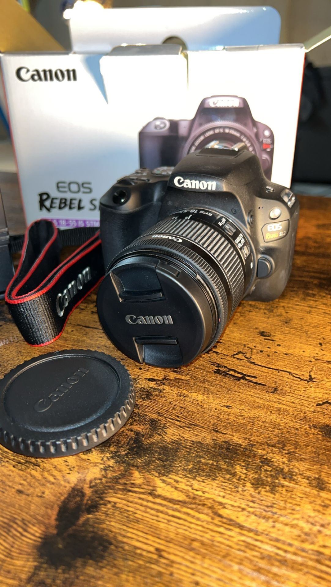 Canon EOS RLBEL SL2 DSLR**READ DESCRIPTION**