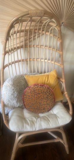 Egg Shaped Chair