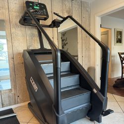 LLERO COMMERCIAL X3 STAIRMASTER / STAIR CLIMBER - Free Delivery & Assembly  