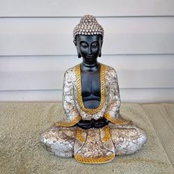Buddha Sitting Meditating Statue 11"