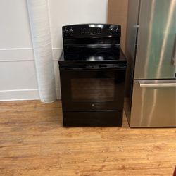 Ge Stove And Ge Microwave  Combo