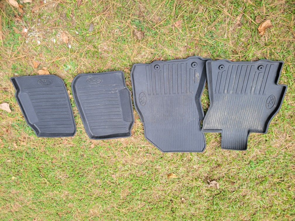 Front & Rear All Weather OEM Subaru Floor Mats And 2015 - 2019 Original Subaru Outback Black Retractable Cargo Cover