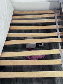 Toddler bed