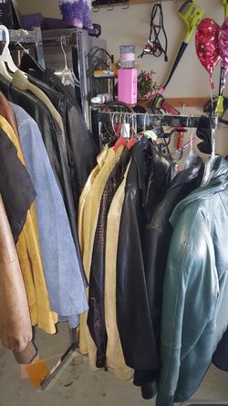 Everything must go GENUINE LEATHER JACKETS each 10