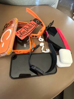 iPhone 13 + 15 + 7s Apple Watch