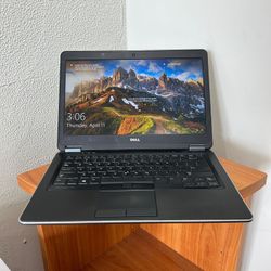 DELL Latitude e7440 14” i5-4310 8GB//250GB SSD Windows 10 Pro Fully Functional