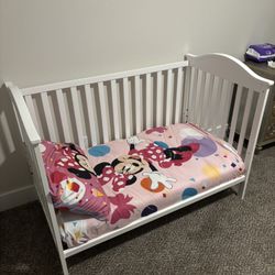 Baby Crib, Mattress, And Bedding 
