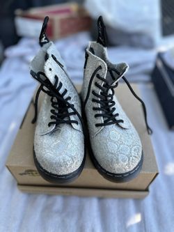 Dr Martens Size 10