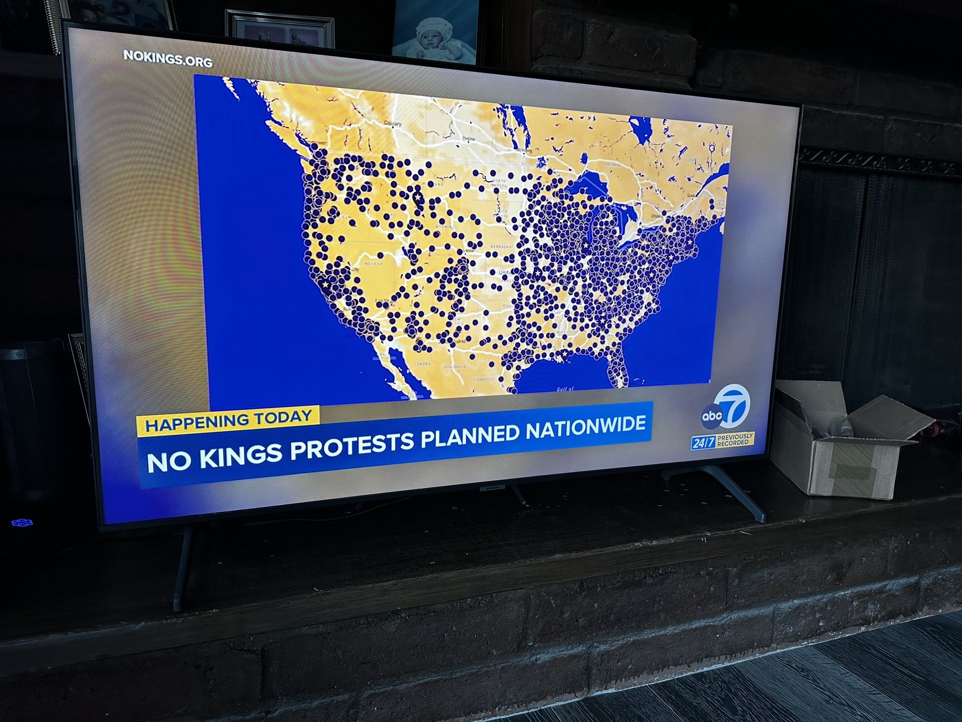 Samsung UN50 TU7000 50” 4K UHD TV