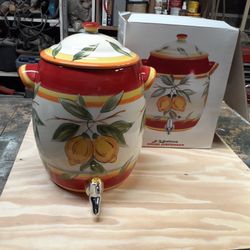 Drink Dispenser 2.7 Gallons