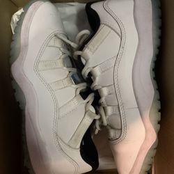 Jordan 11’s Size In pic