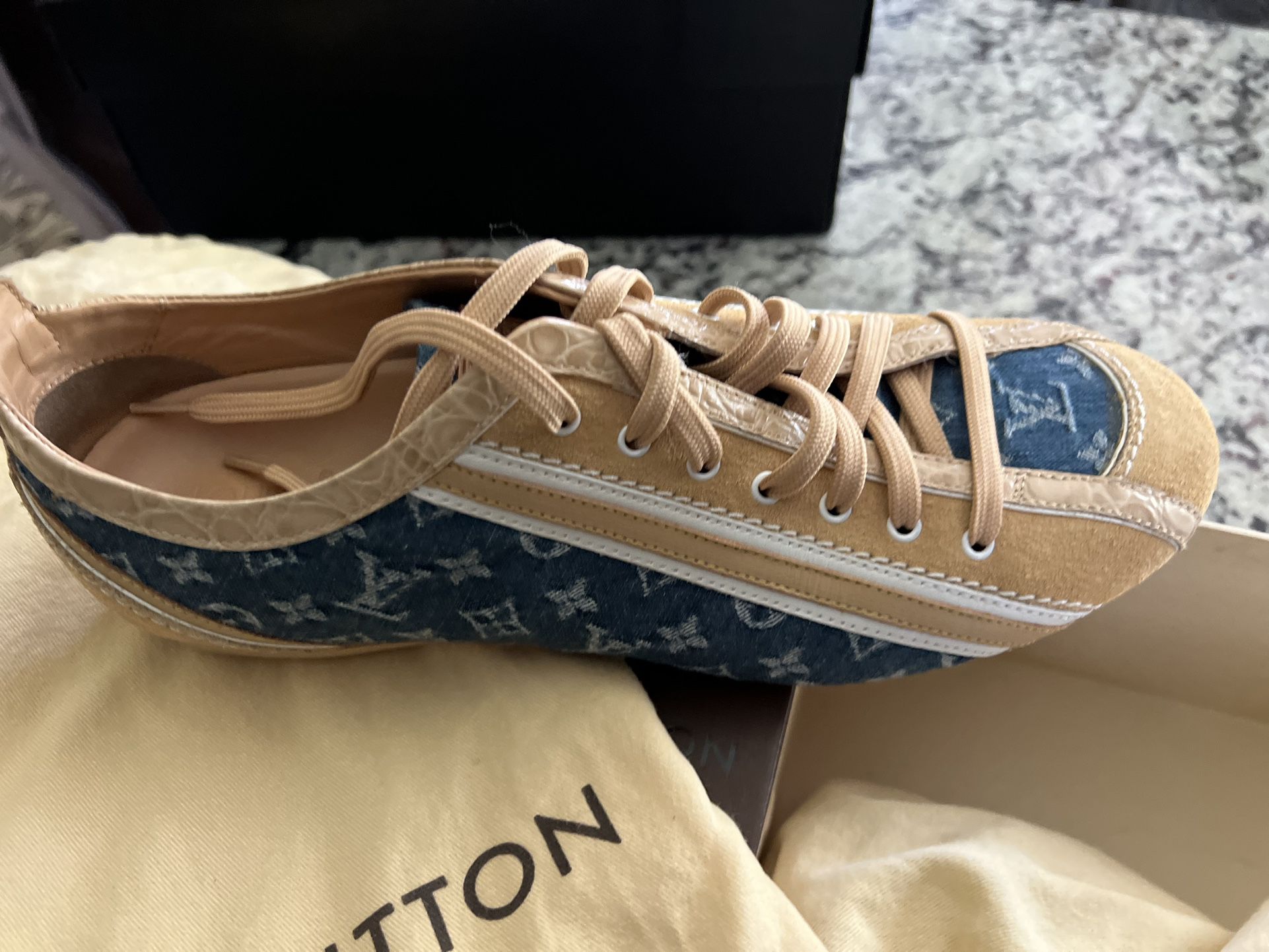 Louis Vuitton, Shoes, Classic Louis Vuitton Sneakers