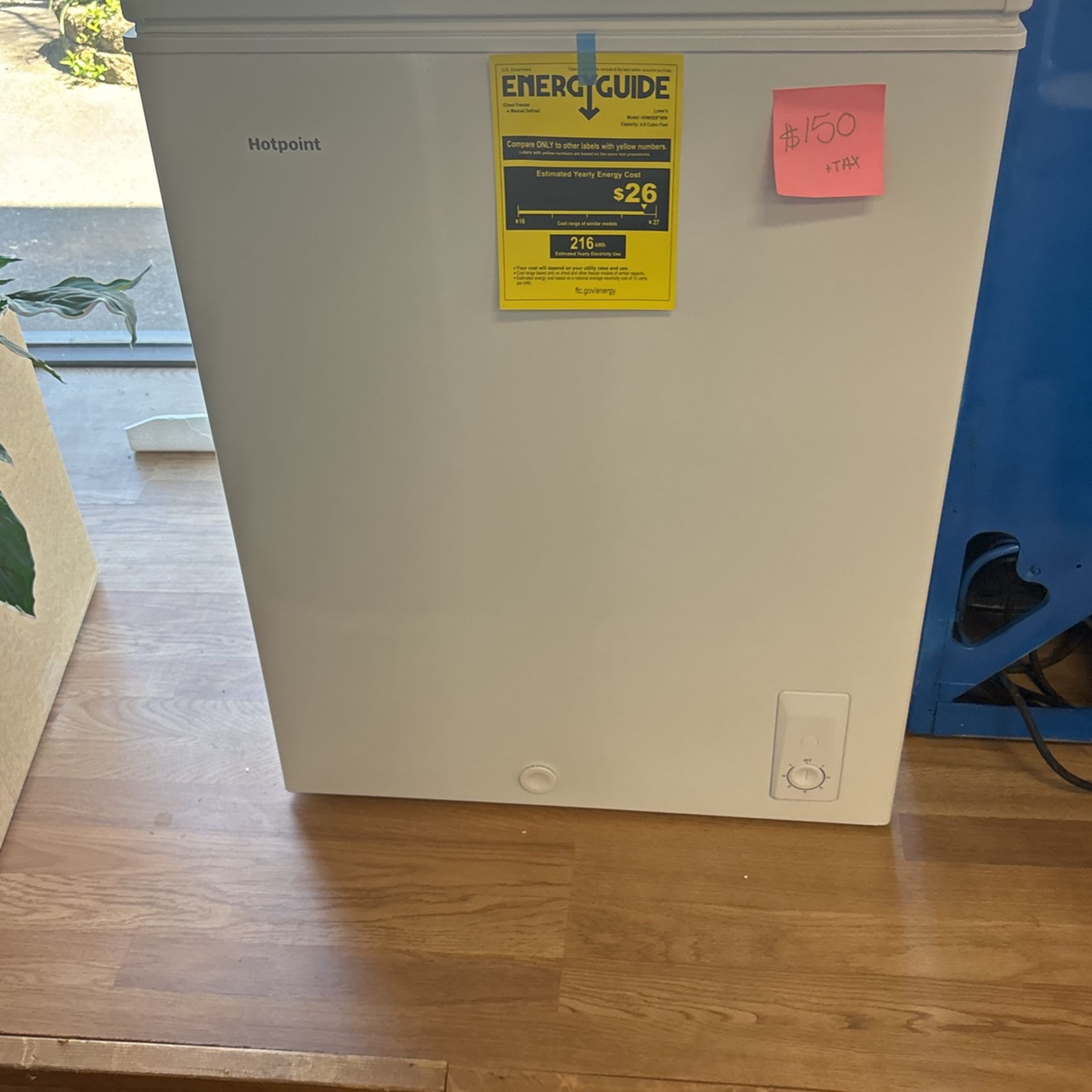 Chest Freezer Hotpoint New!