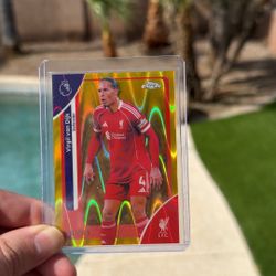 Topps Chrome Van Dijk Yellow Lava 