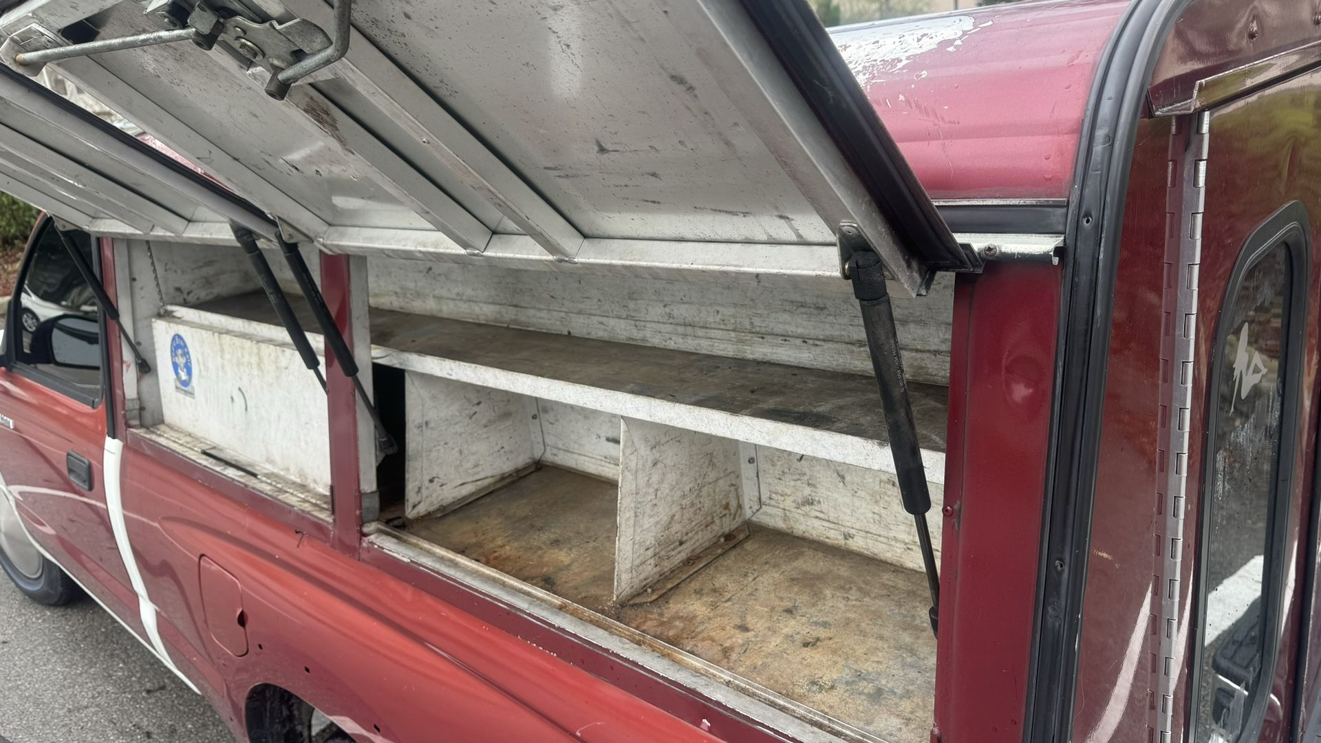 Pickup Topper Cap Utility Body Camper Side Hatch Contractors Barn Doors