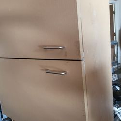 2 Awesome Heavy Duty Upper Cabinets 