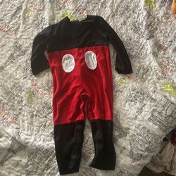Costume