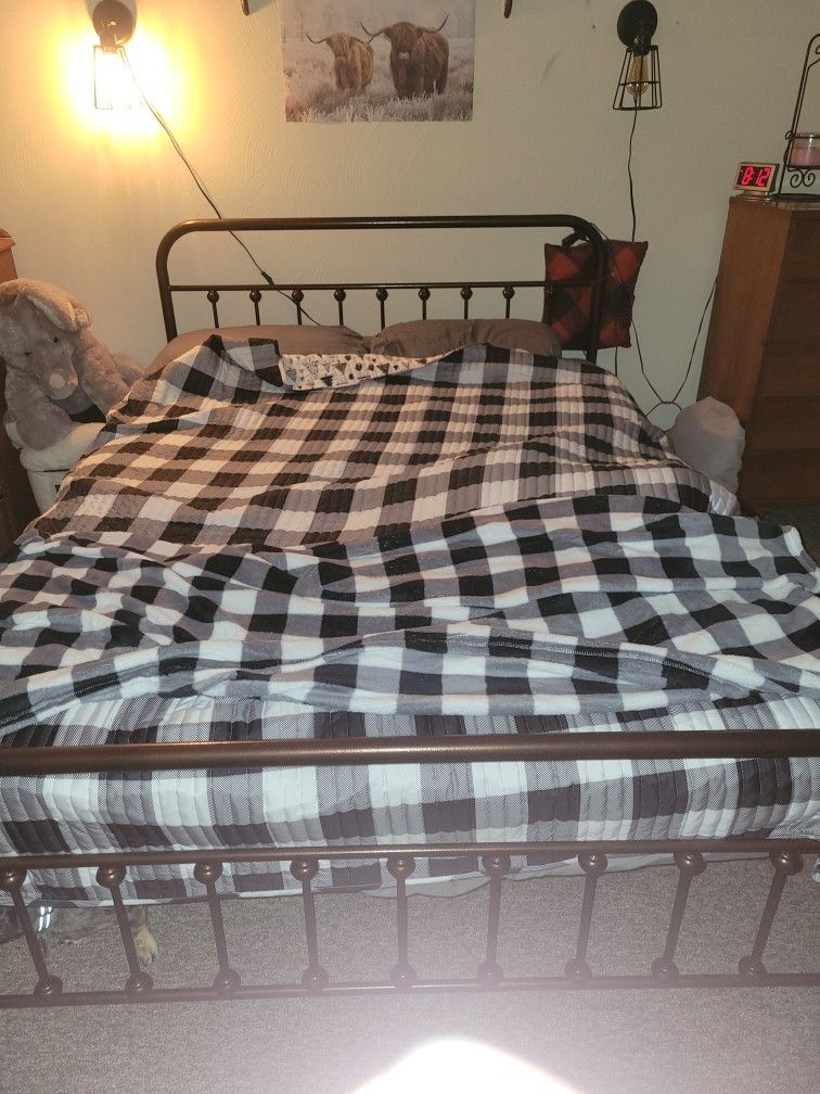 Queen Bed And Frame