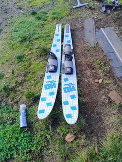 Water Skis
