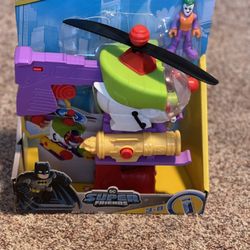Fisher-Price Imaginext DC Super Friends includes joker figure