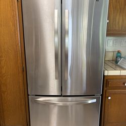 Kenmore Refrigerator 